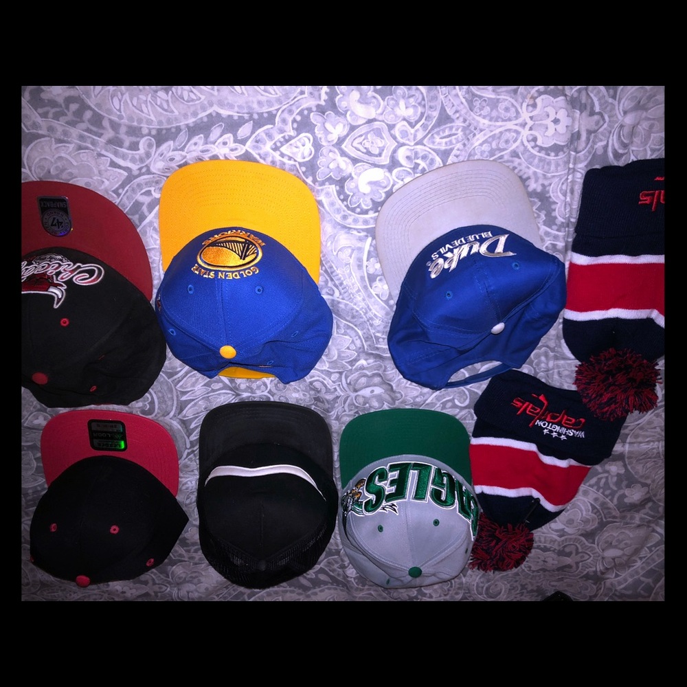 Snap Back hats
